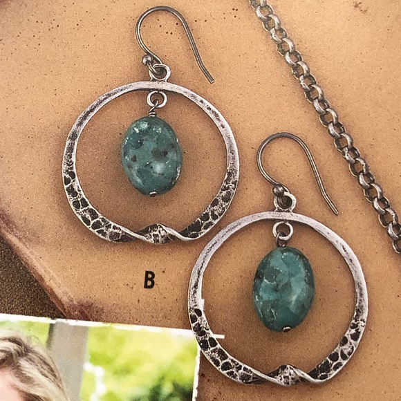 Vintage Silpada Sterling Silver Turquoise Earrings - Picture 5 of 14